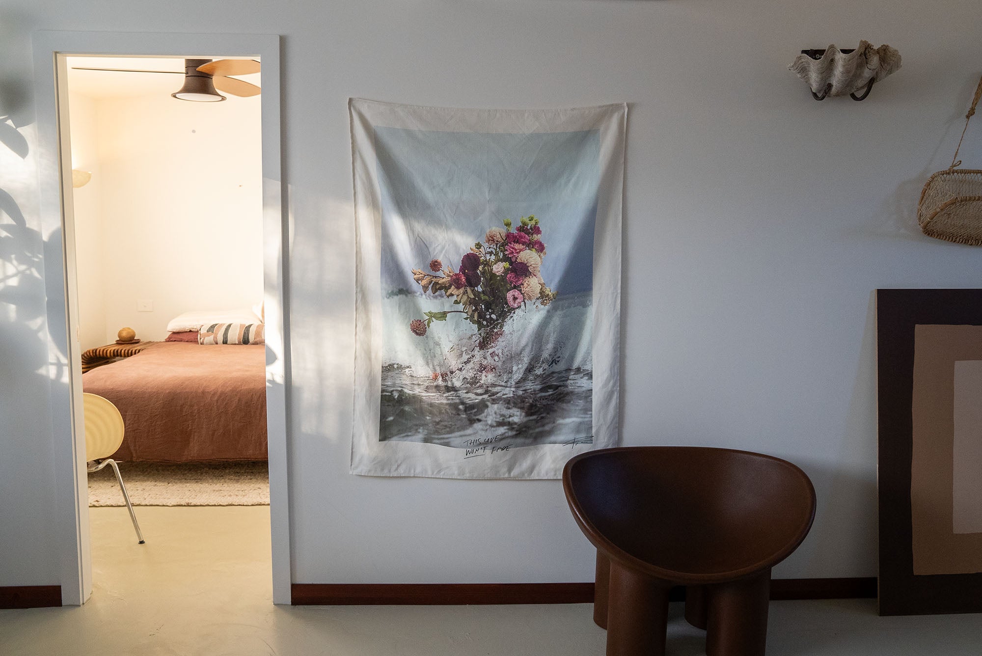 "Unfading Love" Wall Tapestry (Timeless White)