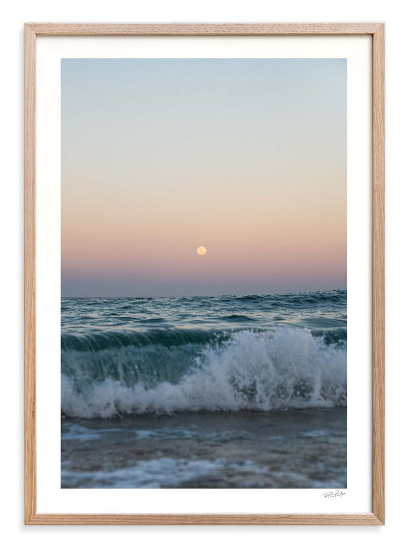 DUSK MOON